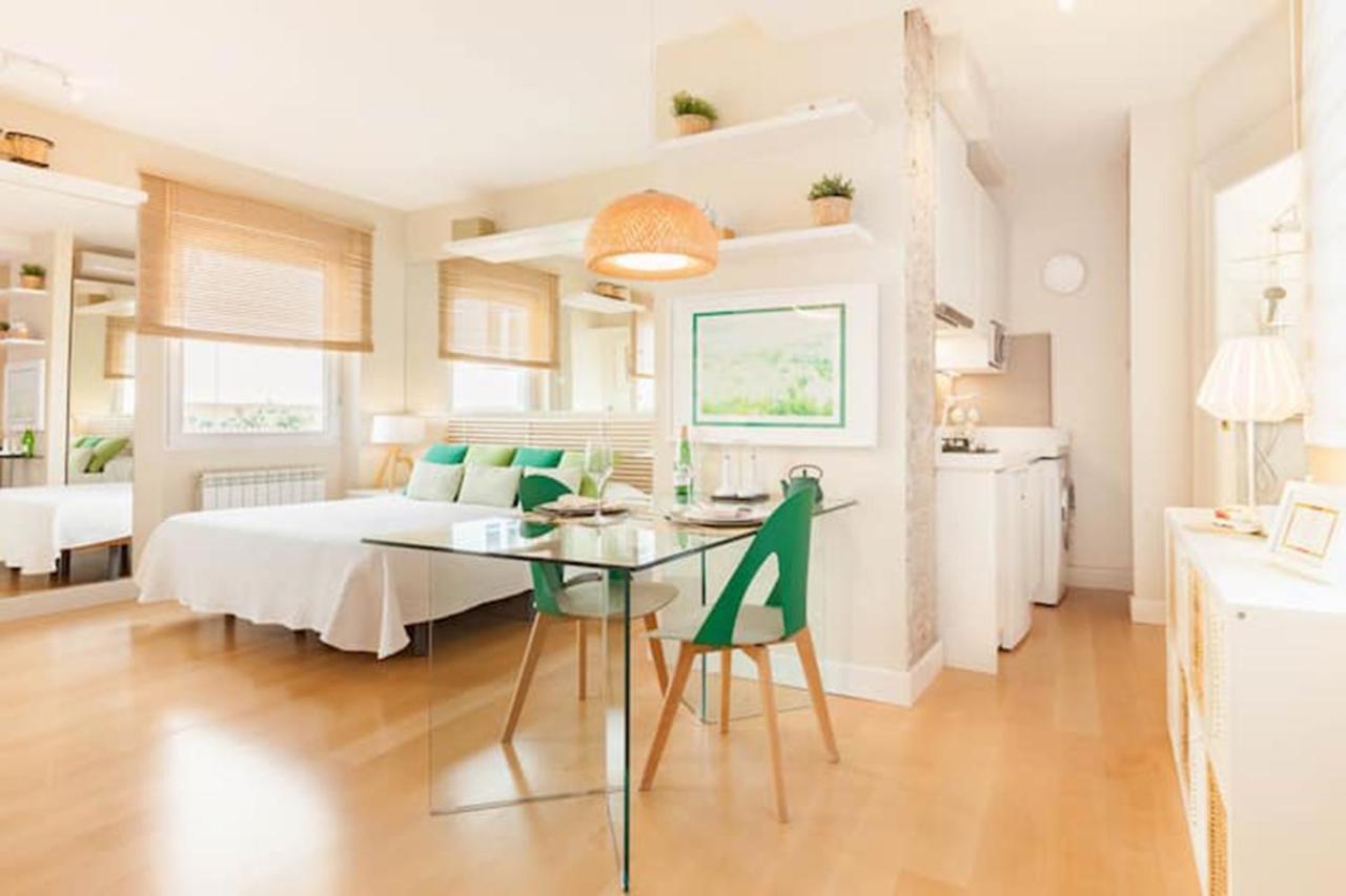 ApartaSuite Deluxe Centro Histórico Ático tranquilo con terrazas a pie de calle Granada Exterior foto