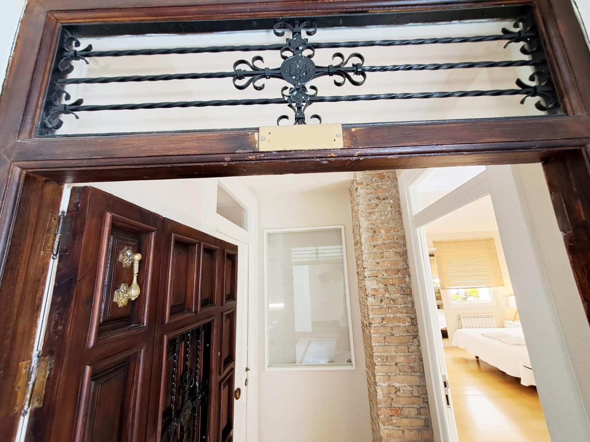 ApartaSuite Deluxe Centro Histórico Ático tranquilo con terrazas a pie de calle Granada Exterior foto